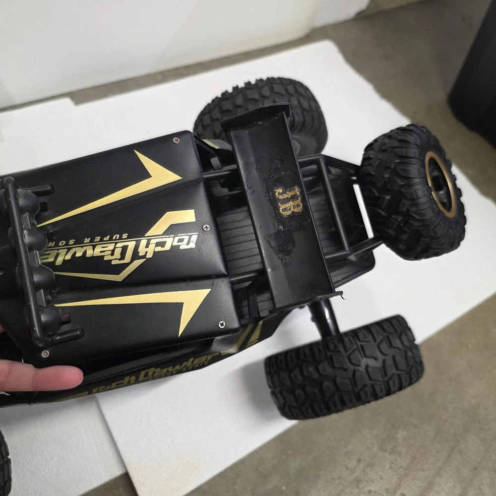 Rock Crawler Super Sonic RC Truck 2.4GHz Off-Road Vehicle Black Gold READ FLAWS